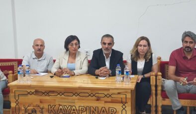 Talaytepe Mahallesi’ndeki toplantıda Semt Pazarı ve Park Talepleri Gündemdeydi