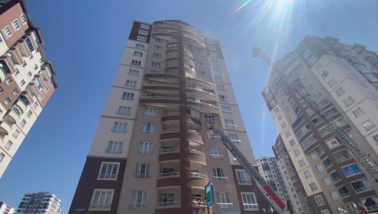 14 katlı apartmanda yangın çıktı