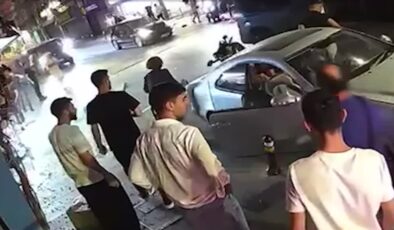 17 yaşındaki sürücünün kullandığı otomobil 7 araca ve seyyar tezgaha çarptı