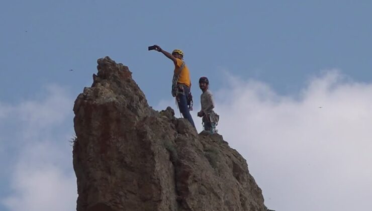 Milli dağcılar, Hakkari’de “Cafer Kulesi”ne tırmandı