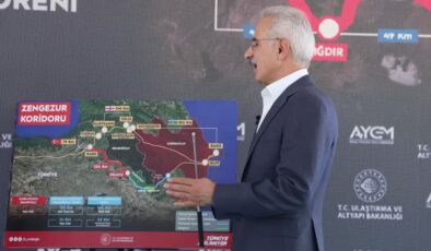 Bakan Uraloğlu, “Kars-Iğdır-Aralık-Dilucu Demir Yolu Hattı Temel Atma Töreni”ne katıldı