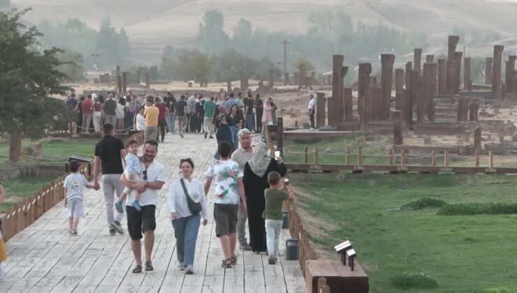 Selçuklu Meydan Mezarlığı’nda “ecdada vefa ziyareti” yoğunluğu