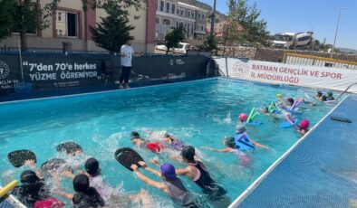 Sason’da yüzme kursuna rekor katılım