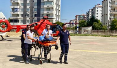 Ambulans helikopter uyluk kemiği kırılan 74 yaşındaki hasta için havalandı