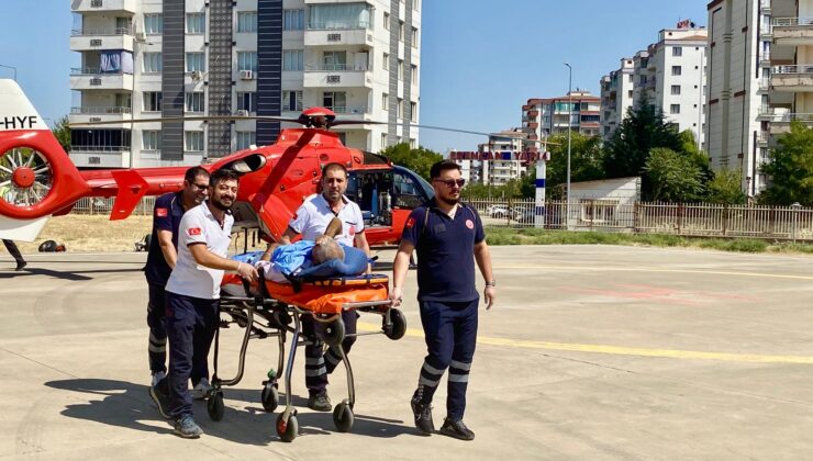 Ambulans helikopter uyluk kemiği kırılan 74 yaşındaki hasta için havalandı
