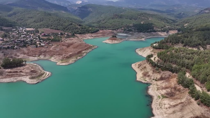 Üç barajın doluluk oranı kuraklık nedeniyle düştü