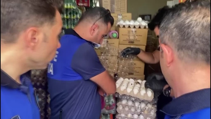 Son kullanma tarihi geçmiş 170 koli yumurta ele geçirildi