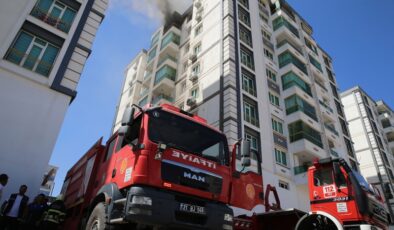 Bağlar’da 8’inci kattaki yangında itfaiye erleri dumandan etkilendi
