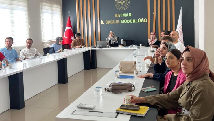 Batman’da sigara bırakma polikliniklerine destek eğitimi