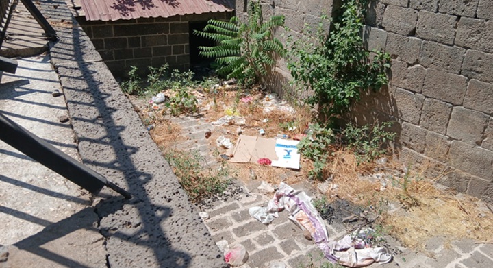Dağ Kapı Burcu Çöplükten Geçinmiyor