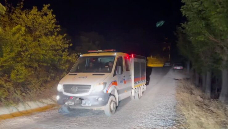 Çaya düşen kızını kurtarmak isteyen kişi boğuldu