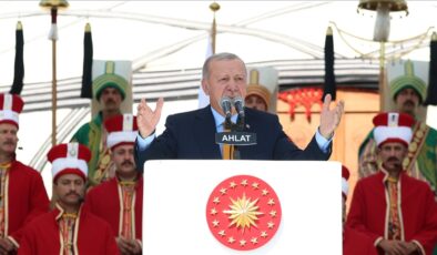 Cumhurbaşkanı Erdoğan: Ahlat, Türk milleti için Kızılelma’nın anahtarıdır