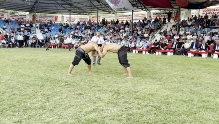 Darende Güreşleri’nin başpehlivanı Doğan Uzun oldu