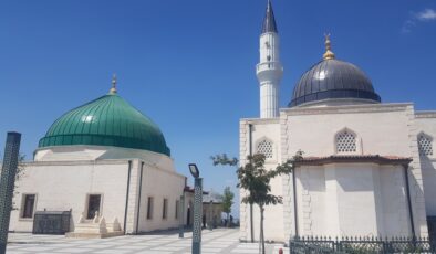Depremlerde hasar alan Hz. Ukkaşe Türbesi yeniden ziyarete açıldı