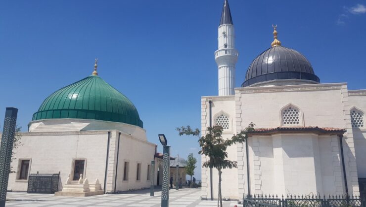 Depremlerde hasar alan Hz. Ukkaşe Türbesi yeniden ziyarete açıldı