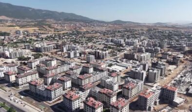 Depremzede yetiştiricilere ahır desteği ve rezerv alanda anahtar teslimi