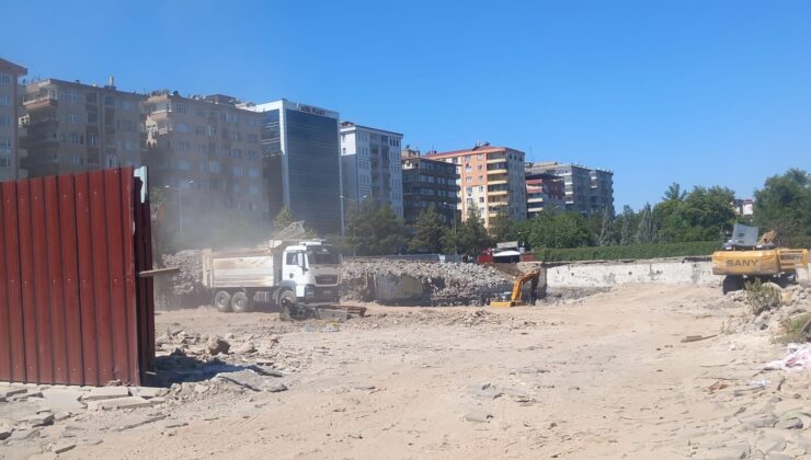 Diyarbakır’da depremde yıkılan Galeria Sitesi yerinde dönüşümde hız kazandı