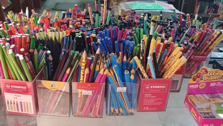 Diyarbakır’da kırtasiye malzemeleri cep yakıyor