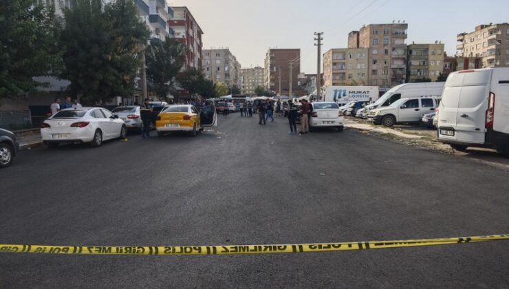 Bağlar’da kanlı olay: Kadın ve kocası hayatını kaybetti