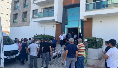 Elektrik akımı apartman görevlisinin canını aldı