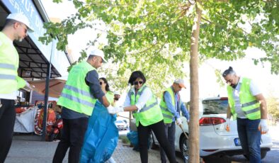 Eş Başkan Sincar, Barış Mahallesi’nde temizlik çalışmalarına katıldı