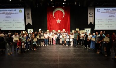 Evlilik Okulu Projesi’ni tamamlayan 481 çift sertifikalarını aldı