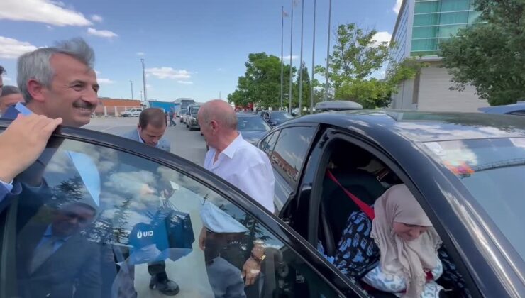 Gurbetçilerin sınır kapılarından geçişleri hızlandı