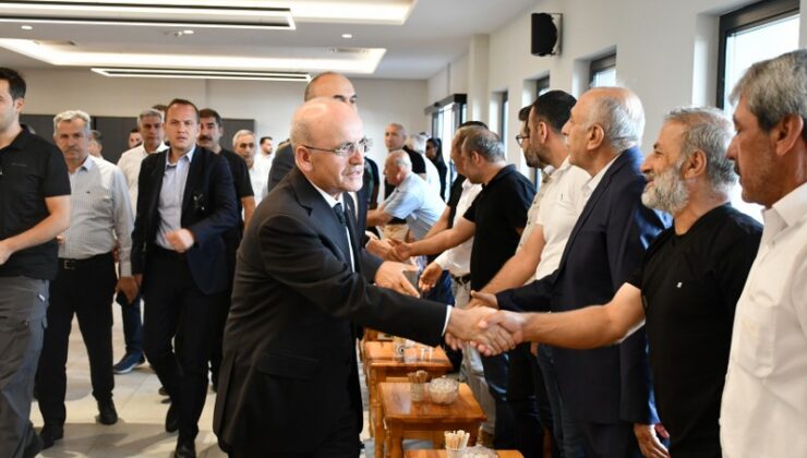 Hazine ve Maliye Bakanı Şimşek, Batman’da taziyeleri kabul etti