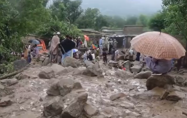 Hindistan ve Pakistan’da sel felaketi: 280’den fazla can kaybı