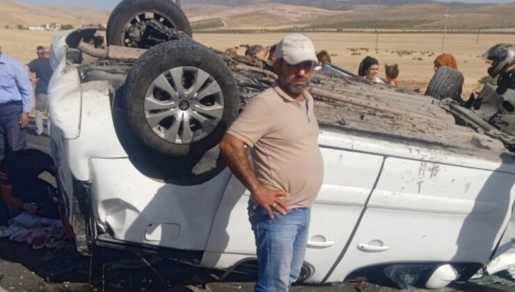 Siirt’te devrilen hafif ticari araçtaki 9 kişi yaralandı