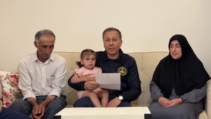 İçişleri Bakanı Yerlikaya, Erzurum’da şehit Tokyürek’in ailesini ziyaret etti
