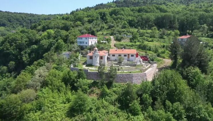 Kerempe Feneri 140 yıldır denizcilere yol gösteriyor