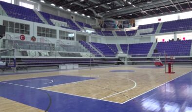 Milli voleybol maçı öncesi hazırlıklar sürüyor