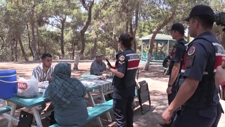 Jandarma ekipleri piknik yapanları orman yangınlarına karşı uyardı