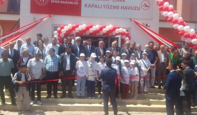 Bakan Bak, Çınar’da Yarı Olimpik Yüzme Havuzu ve Gençlik Merkezi Açılışına Katıldı