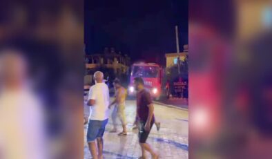 Otelde çıkan yangında 11 kişi dumandan etkilendi