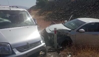 Sürek köyü yolunda kaza: Otomobil ve ticari araç çarpıştı