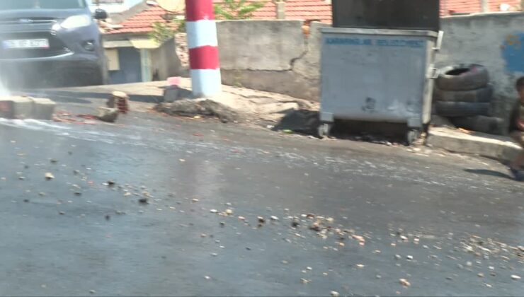 Patlayan borudan akan su tepkilere yol açtı