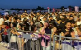 Sanatçı İsmail Altunsaray Malazgirt’te konser verdi
