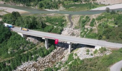 Sel afetinin beşinci yılında şehit askerler ile kayıp operatör anıldı