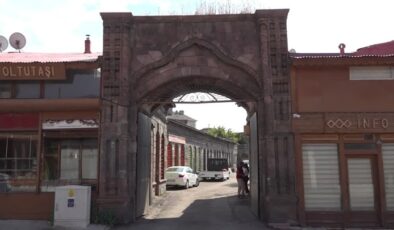 Tarihi hanları restorasyonla yeniden ticari hayata kazandırılıyor