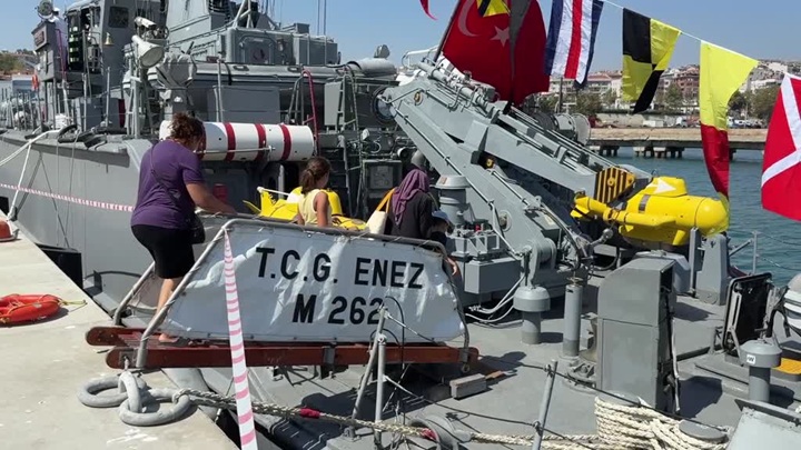 “TCG Enez” gemisi ziyarete açıldı
