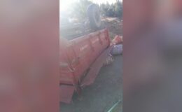Tarım işçilerini taşıyan traktörün devrildiği kazada 1 kişi öldü, 4 kişi yaralandı