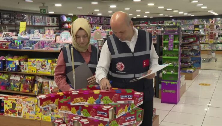 Ticaret Bakanlığı ekipleri eğitim öğretim yılı öncesi kırtasiye ve okul ürünlerini denetledi