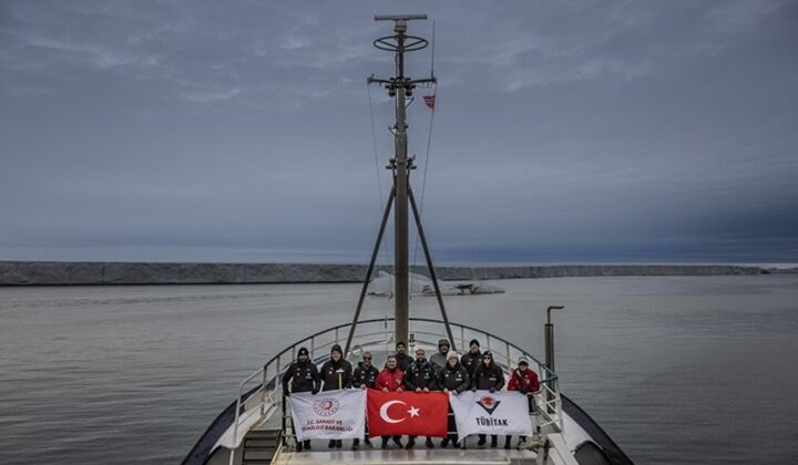5. Ulusal Arktik Bilimsel Araştırma Seferi ekibi İstanbul’a döndü