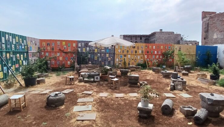 Tarihi Sur’da Sanat ve Tarihi Buluşturan ‘Farklı’ bir kafe