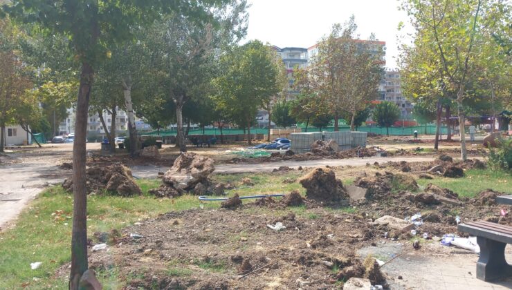 Uzun Bir Süre Bakımsız Kalan Park Yenileniyor
