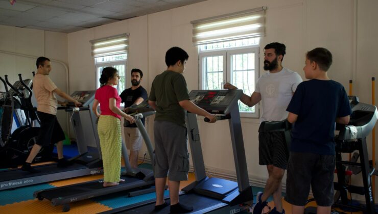 Spor, eğitim ve sevgiyle  engeller kalkıyor
