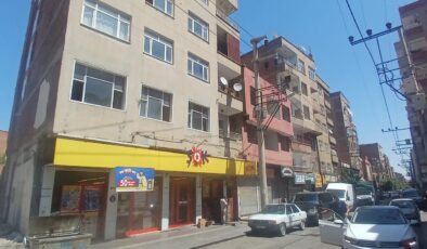Diyarbakır’da 3 binanın yıkımı market sözleşmesine takıldı