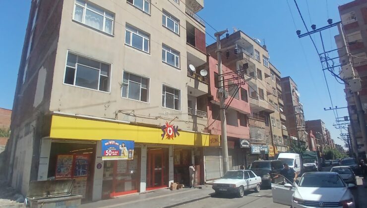Diyarbakır’da 3 binanın yıkımı market sözleşmesine takıldı